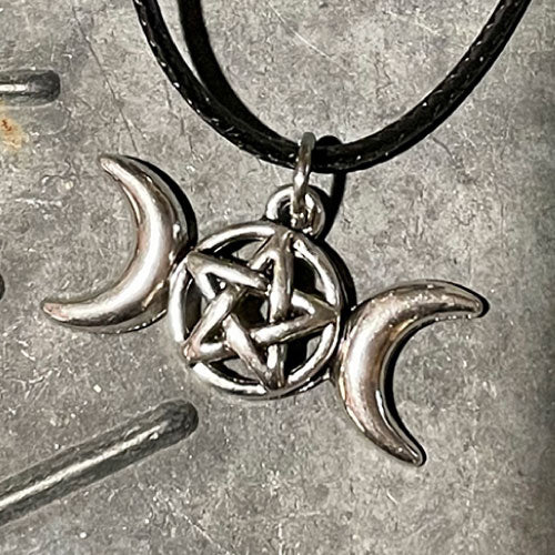 From the Coven Skully Kouture