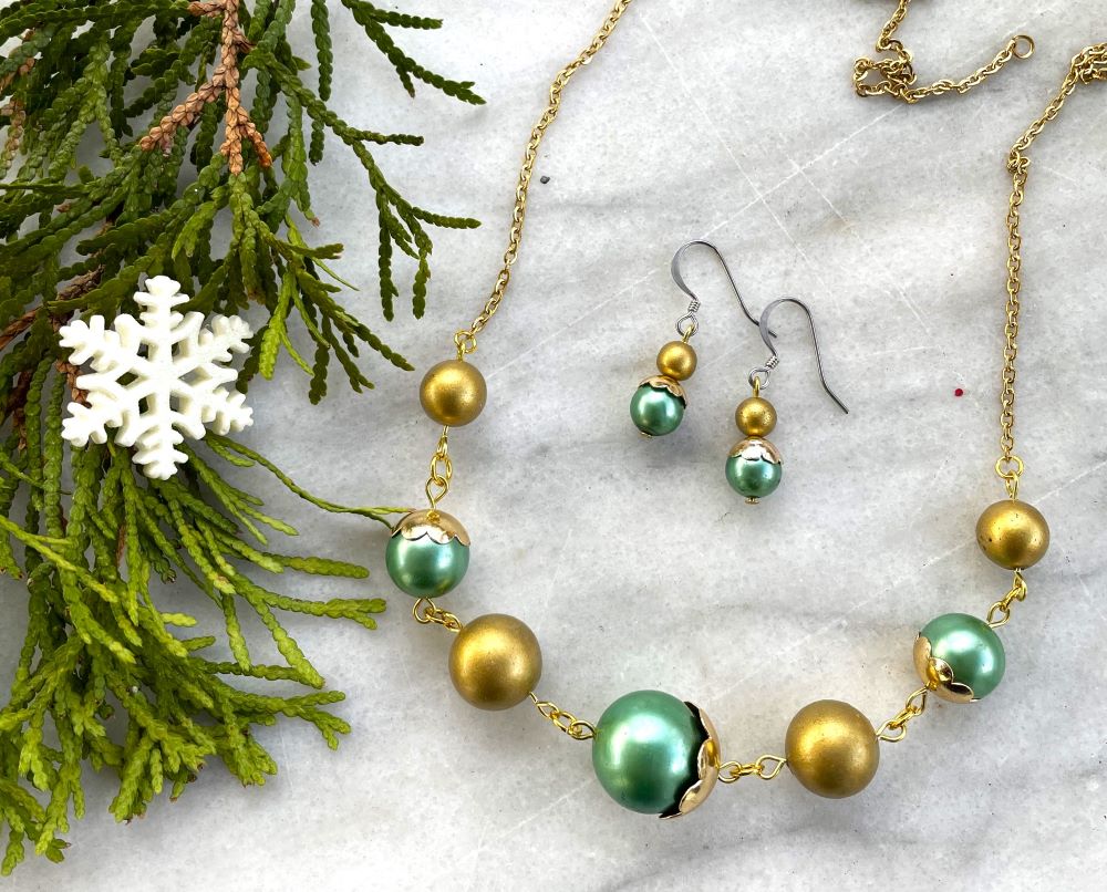 Vintage Reimagined Golden Tidings Necklace & Earring Set - Limited Stock