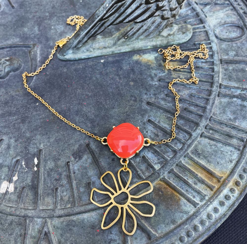 Vintage Reimagined Floating Flower Necklace