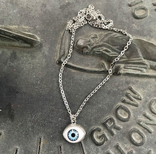 Eye of Shadows Necklace