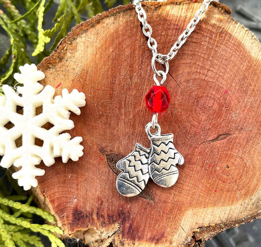Mistletoe Mittens Necklace