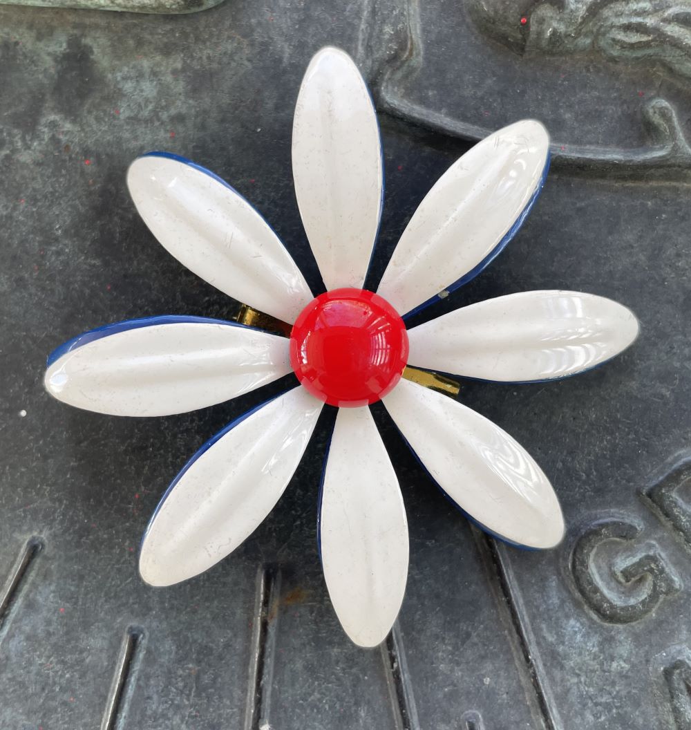 Vintage Flower Brooch